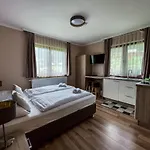 Nockalm Pansiyon Bad Kleinkirchheim