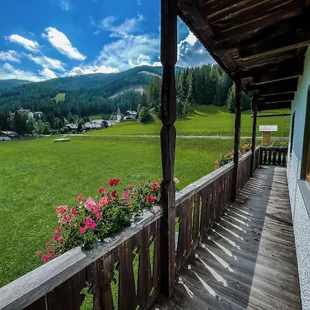 Nockalm 民宿 巴德小基希海姆